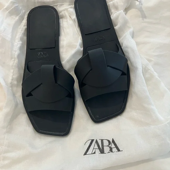 Zara Matte Black Rubber Woven Strap Slide Sandals 38/8.5 NEW - Picture 4 of 6